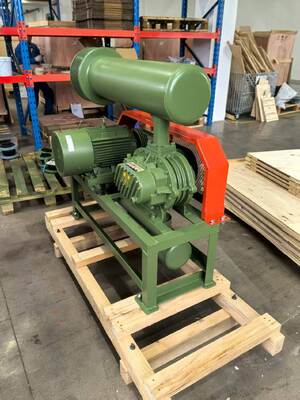 -0.1~-0.5kgf/cm2 Pressure ,Three Lobe Negative Pressure Roots Blower, Cast Iron, Blue, Industrial Vacuum Pump, 5.5-22kW